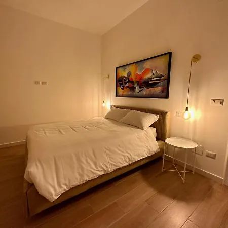 Bed & Breakfast Nouvelle Vag - & *